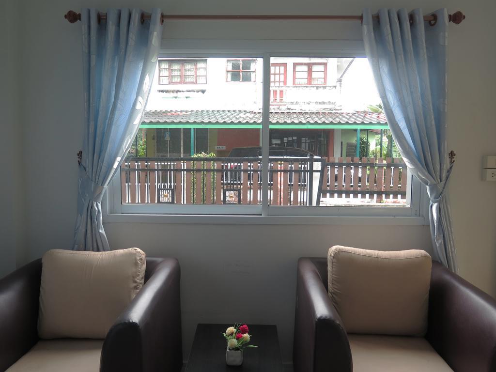 Your Place Inn Surin Extérieur photo